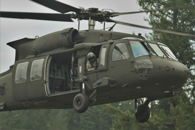 16th CAB conducts sling load and air assault training