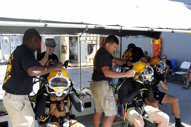 Divers gain advanced skills in 'Deep Blue'