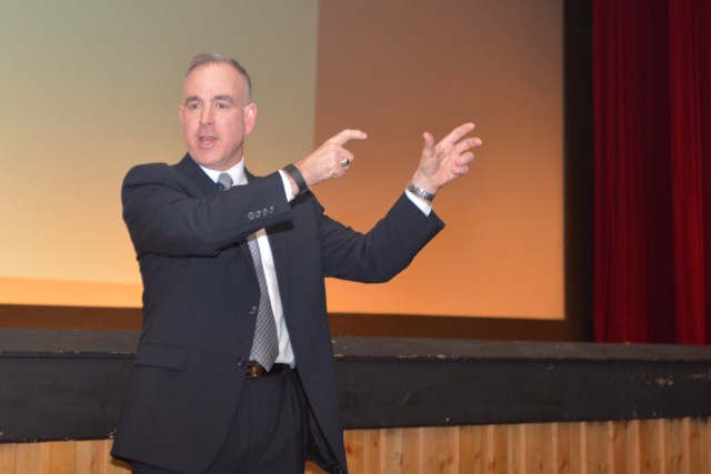 IMCOM-Europe director highlights training opportunities