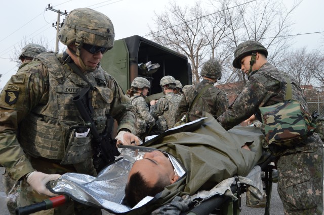 Dragon Soldiers and ROKAF Combine Forces for Base Defense Exercise