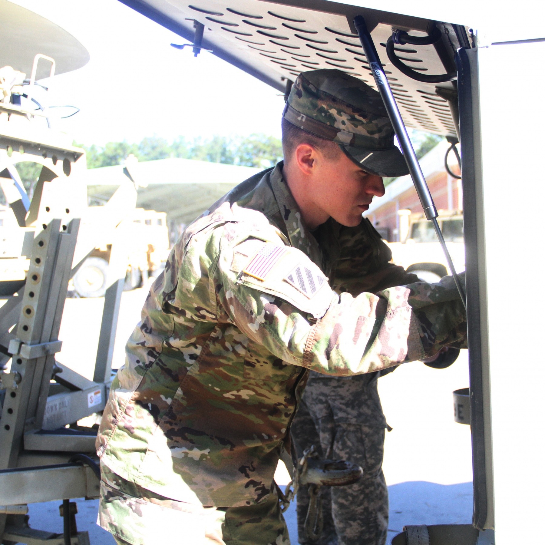 Cobra Company ensures commo readiness | Article | The United States Army