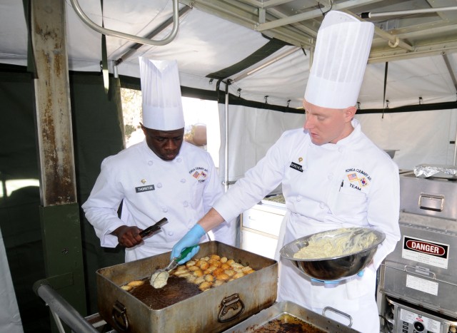 Eighth Army cooks serve gourmet fare in preparation for culinary competition