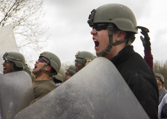 US and multinational forces train together during Operation Dynamic Manor