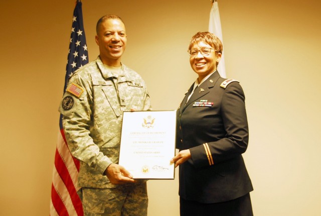 Retired Army nurse praised for stellar military service