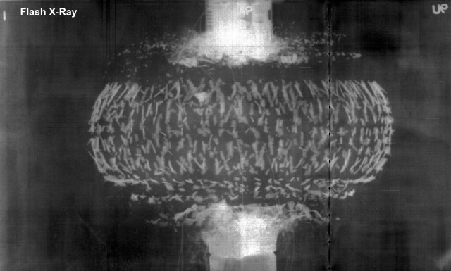 Flash X-ray of Fragmentation Warhead During Detonation
