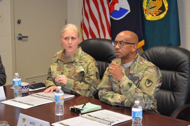 ACC commander shares vision with 419th CSB