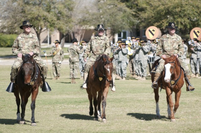 Greywolf welcomes new commander