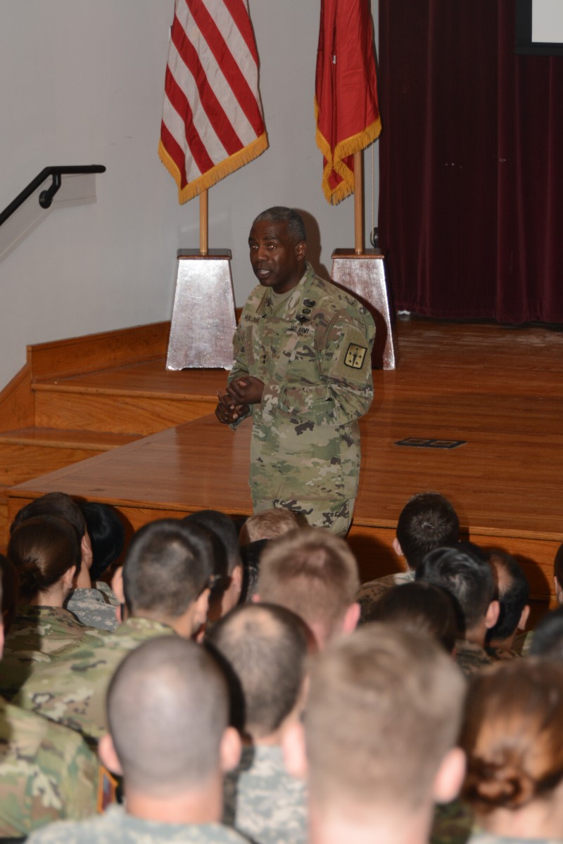 CASCOM CG Visits Soldier Support Institute | Article | The United ...