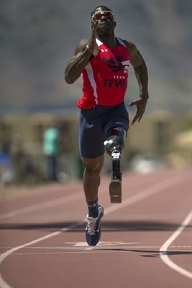 Army Soldier and Veteran Athletes Team Up for 2016 Invictus Games