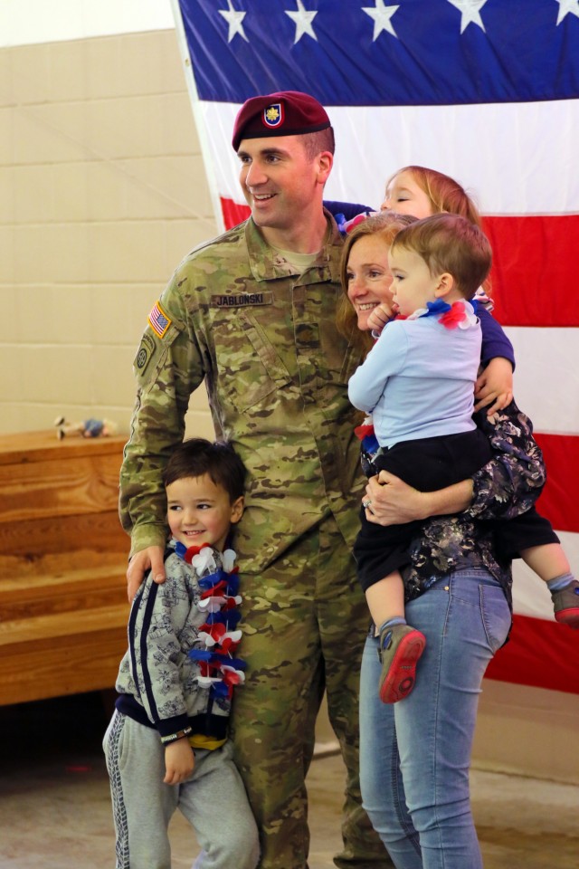 82nd Airborne Division paratroopers redeploy