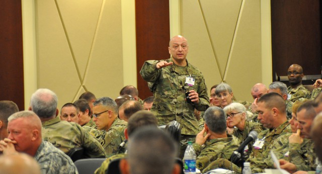 FORSCOM, TRADOC leaders discuss "Soldier 2020" implementation, physical fitness standards