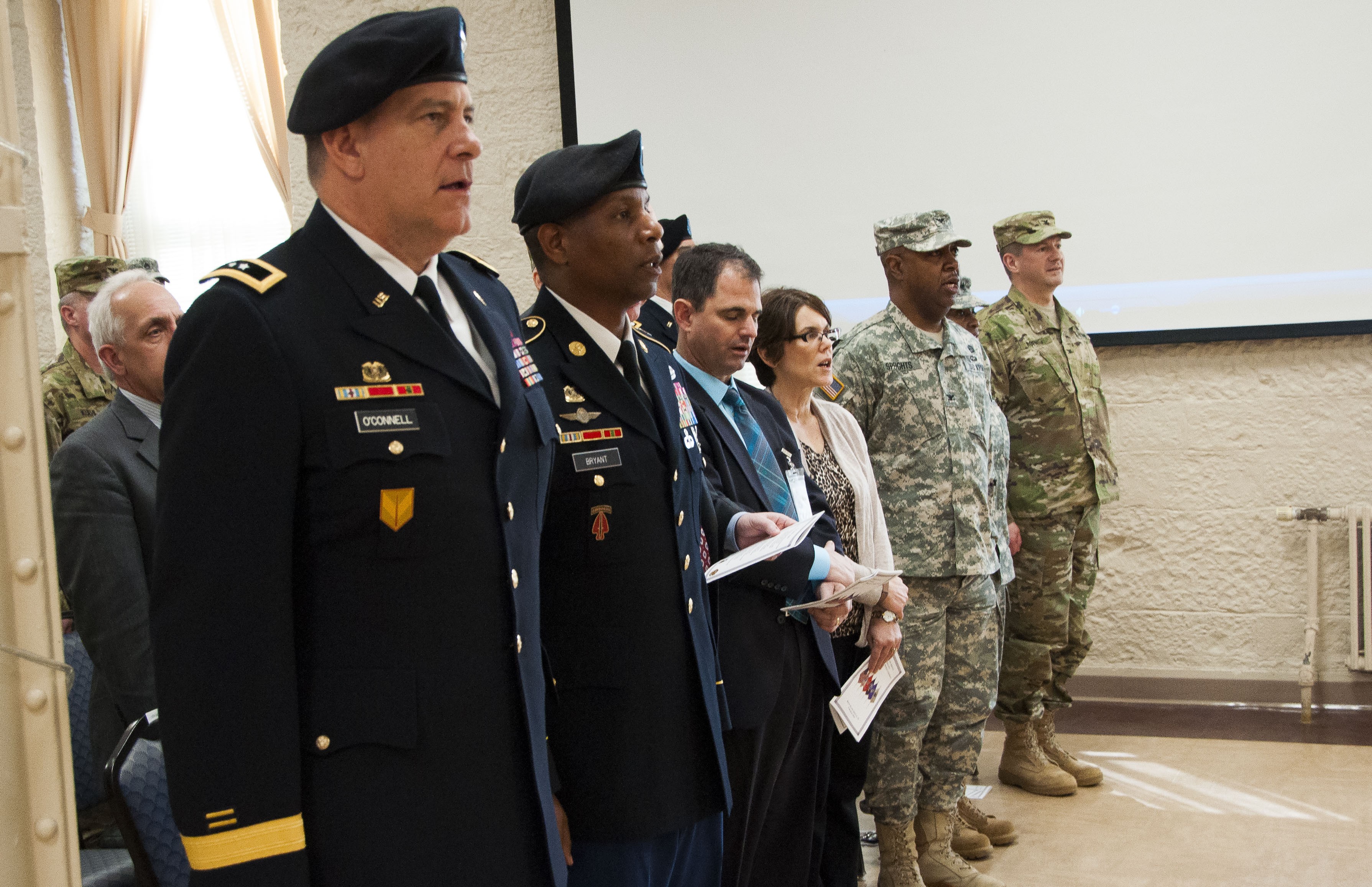 two-soldiers-end-distinguished-careers-in-retirement-ceremony-article