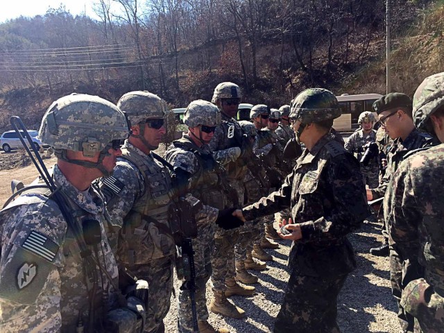 ROK Army Chief of Staff presents coins for excellence