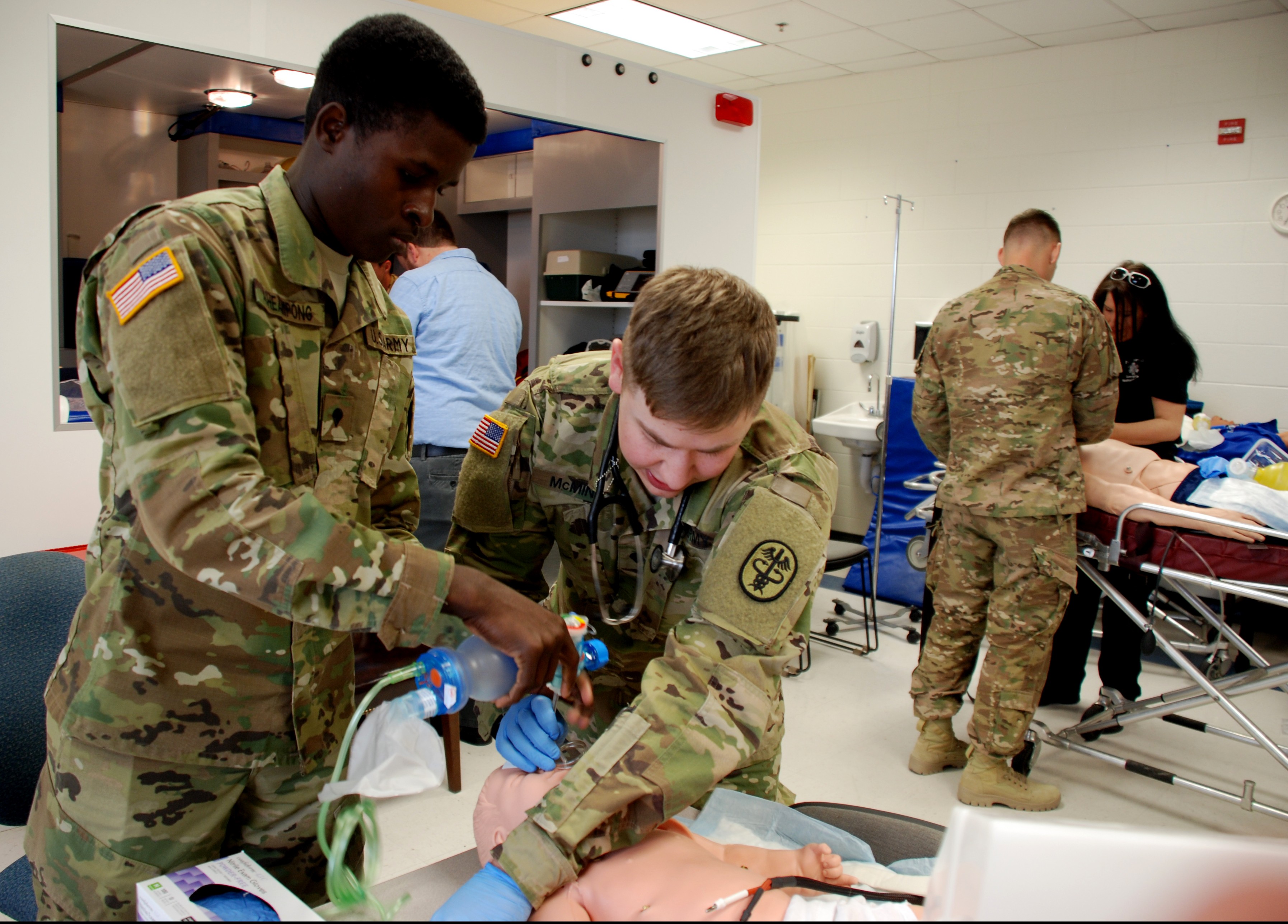 Partnership Allows Medics To Receive Paramedic Training | Article | The  United States Army