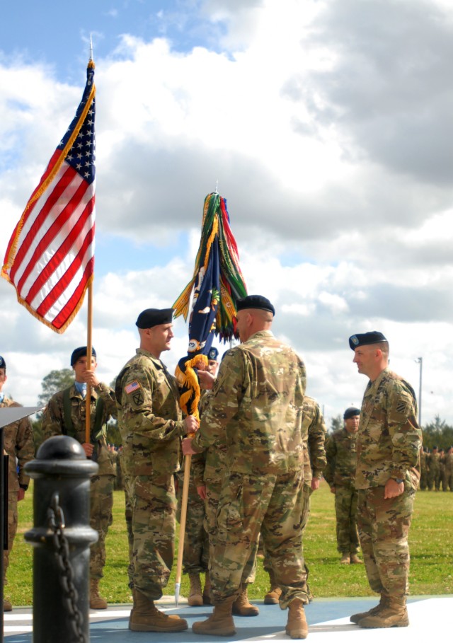 Cottonbalers change command