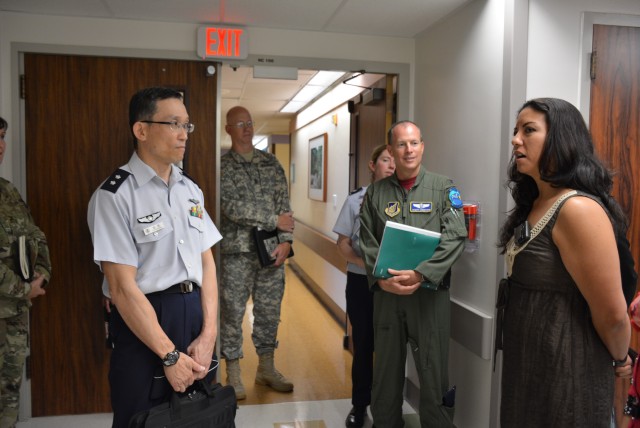 Japan Air Self Defense Force Surgeon General visit to TAMC
