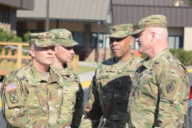 Fort Jackson leadership briefs IMCOM
