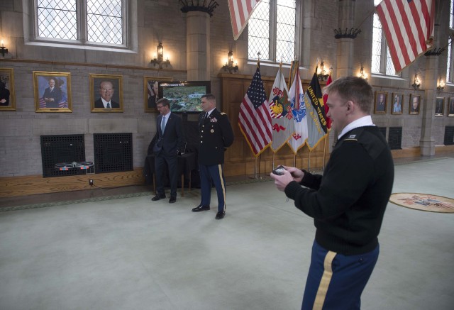 Defense Secretary watches Army cyber demo