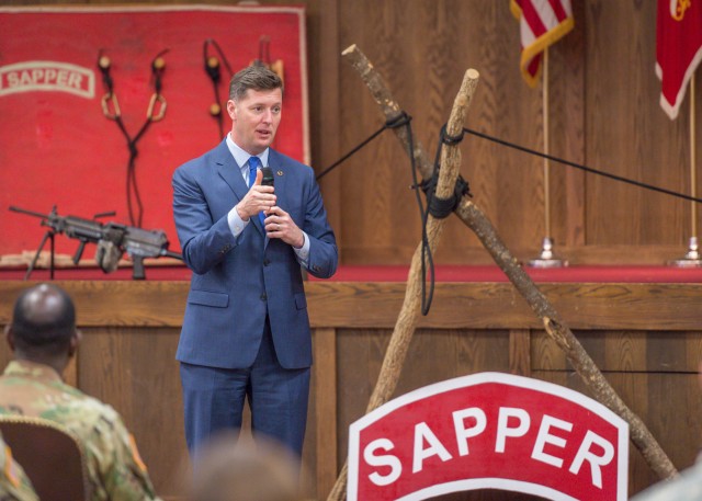 Sec Army: MSCoE critical to developing leaders