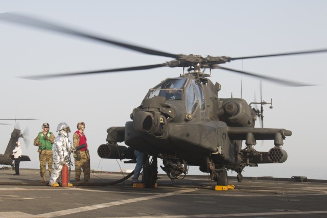 40th CAB helicopters refuel, rearm aboard the USS Ponce