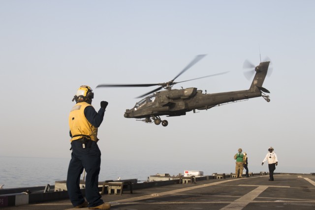 40th CAB helicopters refuel, rearm aboard the USS Ponce