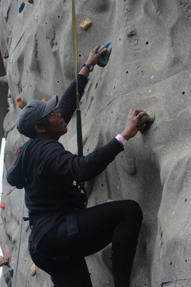 MEDDAC Soldier climbs rock wall