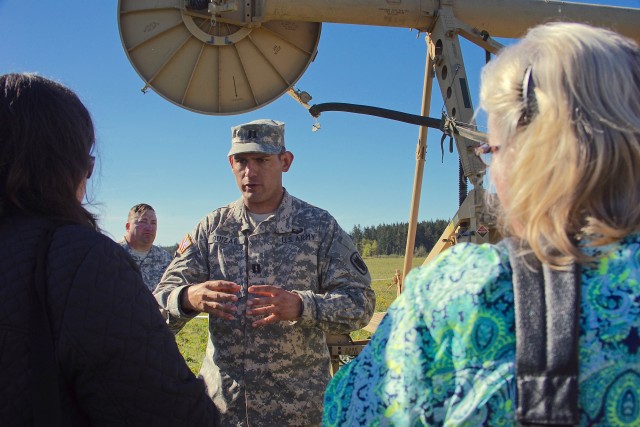 Explaining Troposcatter communications to the media