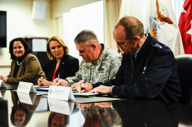 Army, Air Force Sign Energy Partnership Agreement