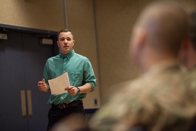 Single Soldiers raise issues of concern during annual symposium