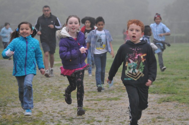 Monterey military children run "across the country" to prepare for fun run