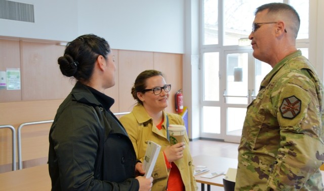 Army families departing Turkey find warm welcome at USAG Wiesbaden