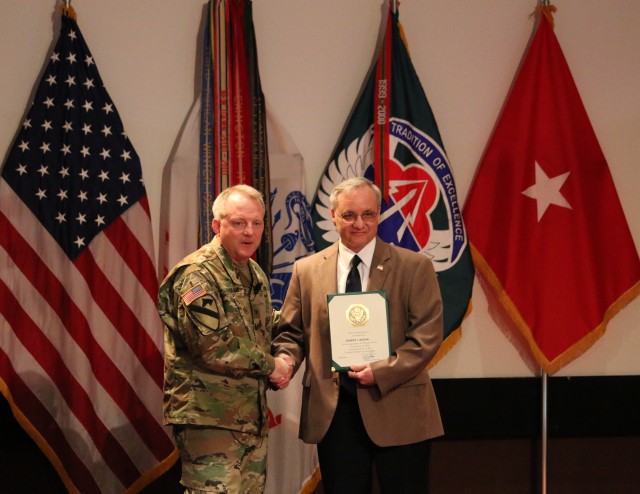 ROBERT BISSON RECEIVES 30-YEAR AWARD