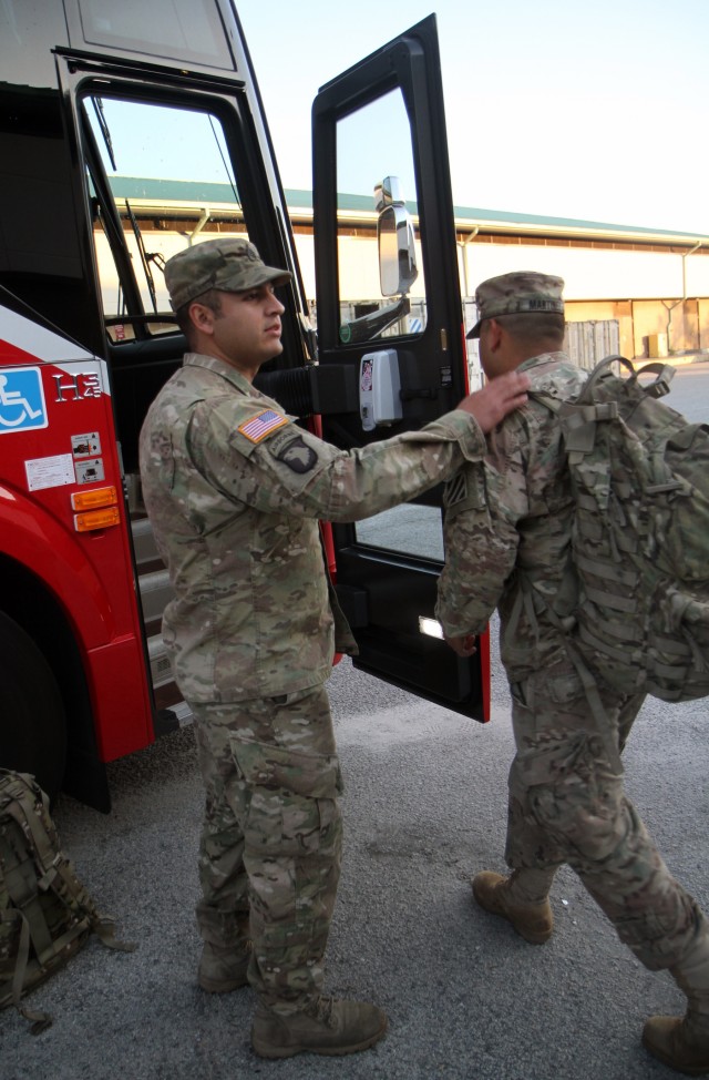 2-7IN Soldiers train for global response at JRTC