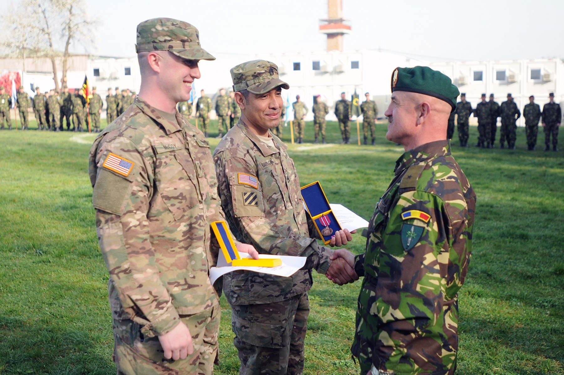 Soldiers receive Romanian award for aiding victims of car ...