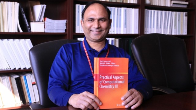 USACE scientist Dr. Manoj Shukla draws on global expertise to illuminate a "storyteller for science and tech."
