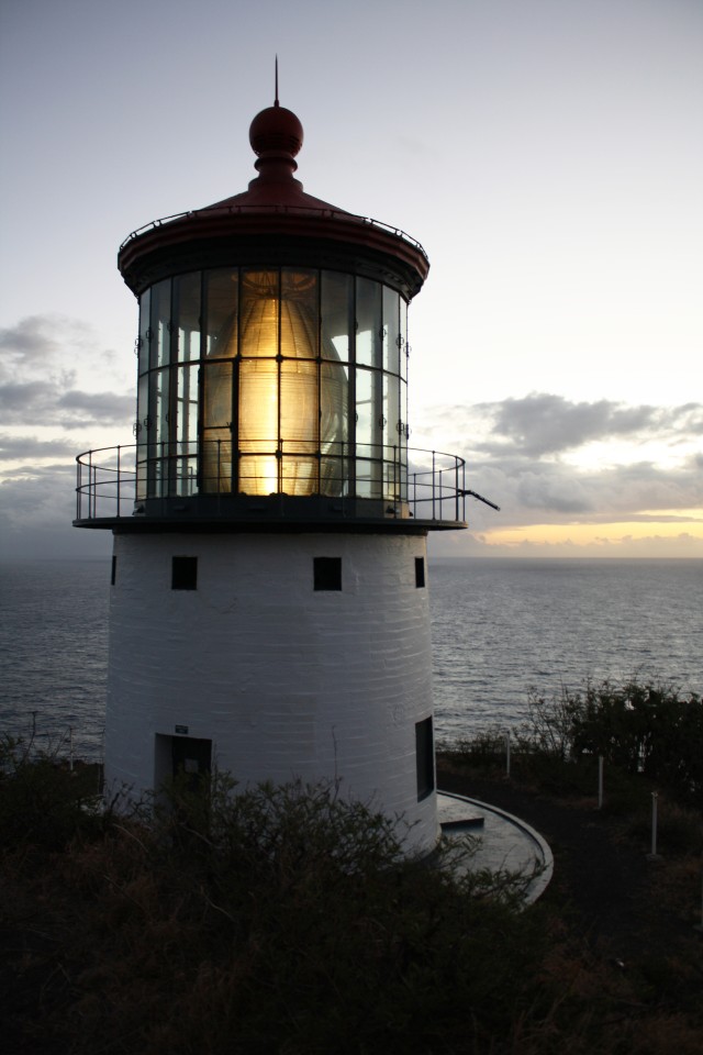 Honolulu District Ohana Celebrates 111th Anniversary of Founding With Sunrise Hike to Makapu'u Lighthouse