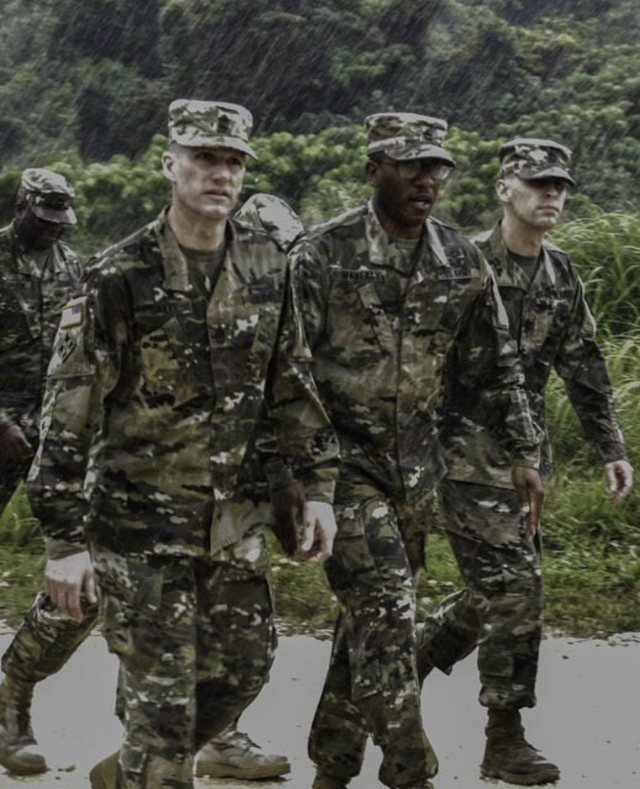 SMA Dailey Visits Snake Eyes' Soldiers