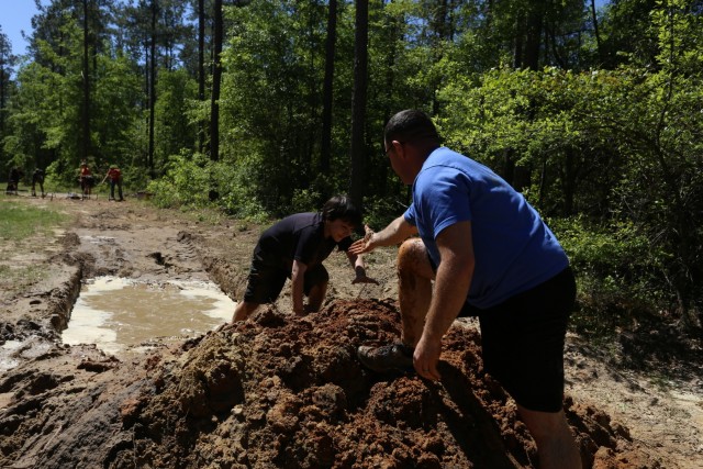 3-160th SOAR (A) hosts father/son retreat