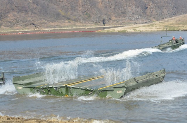 US, South Korea Soldiers conduct large-scale river crossing exercise