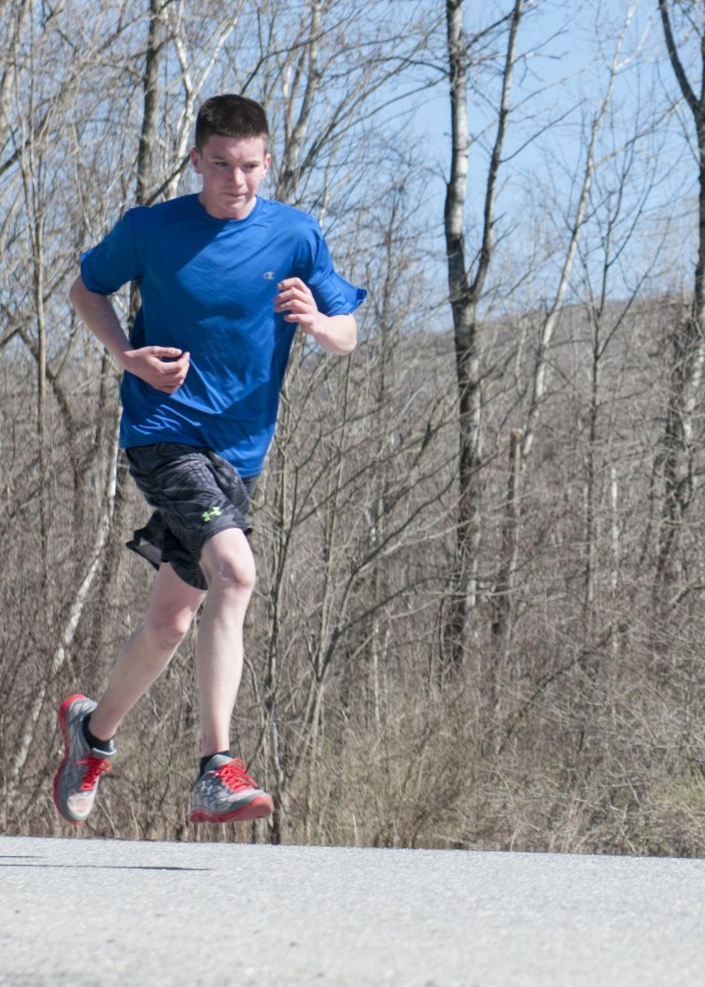 Soldier Runs for the Finish Line