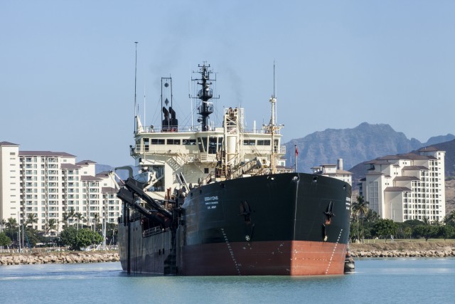 Corps' Essayons Keeps Hawaii Shipping Moving