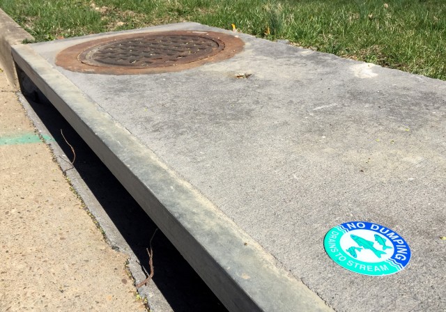 'No dumping, drains to stream'