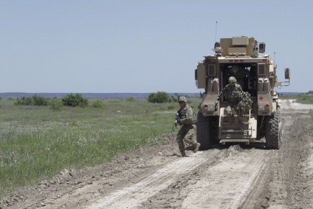 Brave Rifles Troopers conduct mounted, dismounted training for upcoming deployment