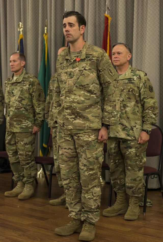 Special Forces soldiers who 'get the job done' recognized with valor awards