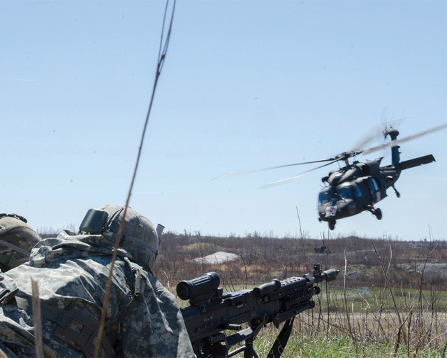 2-22 Infantry Soldiers conduct combined-arms live-fire exercise