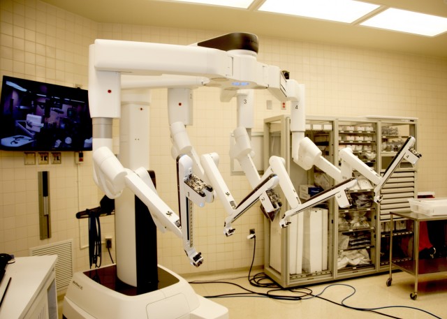 WBAMC first in DoD to use robot for surgery