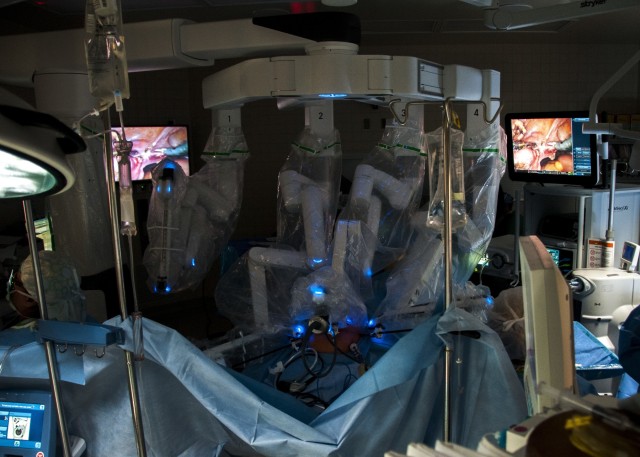 WBAMC first in DoD to use robot for surgery