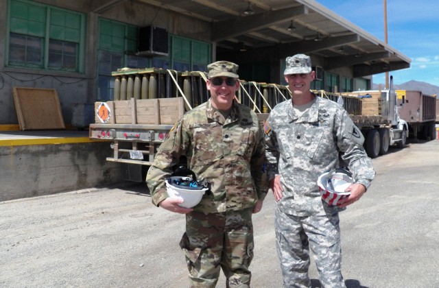 Incoming Commander receives overview of Hawthorne Army Depot