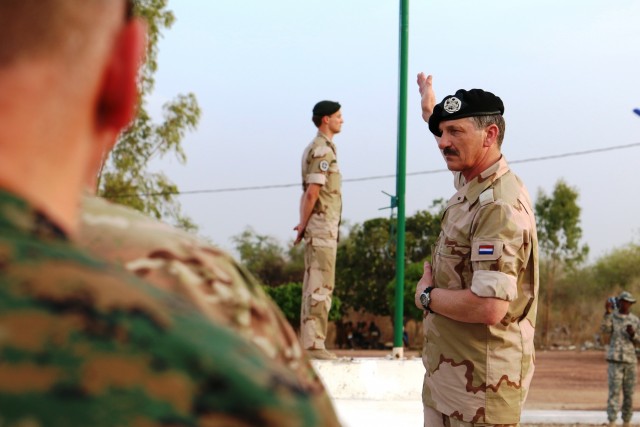 Dutch, WA16 participants recognize Netherlands Remembrance Day