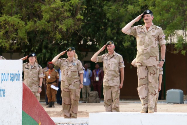 Dutch, WA16 participants recognize Netherlands Remembrance Day
